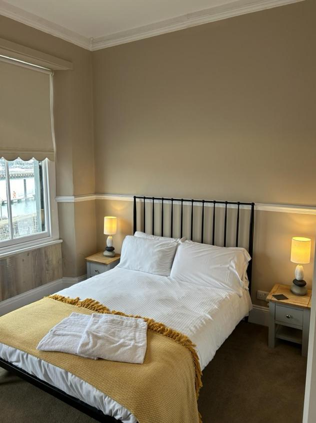 Admiral Macbride Bed & Breakfast Plymouth Ngoại thất bức ảnh