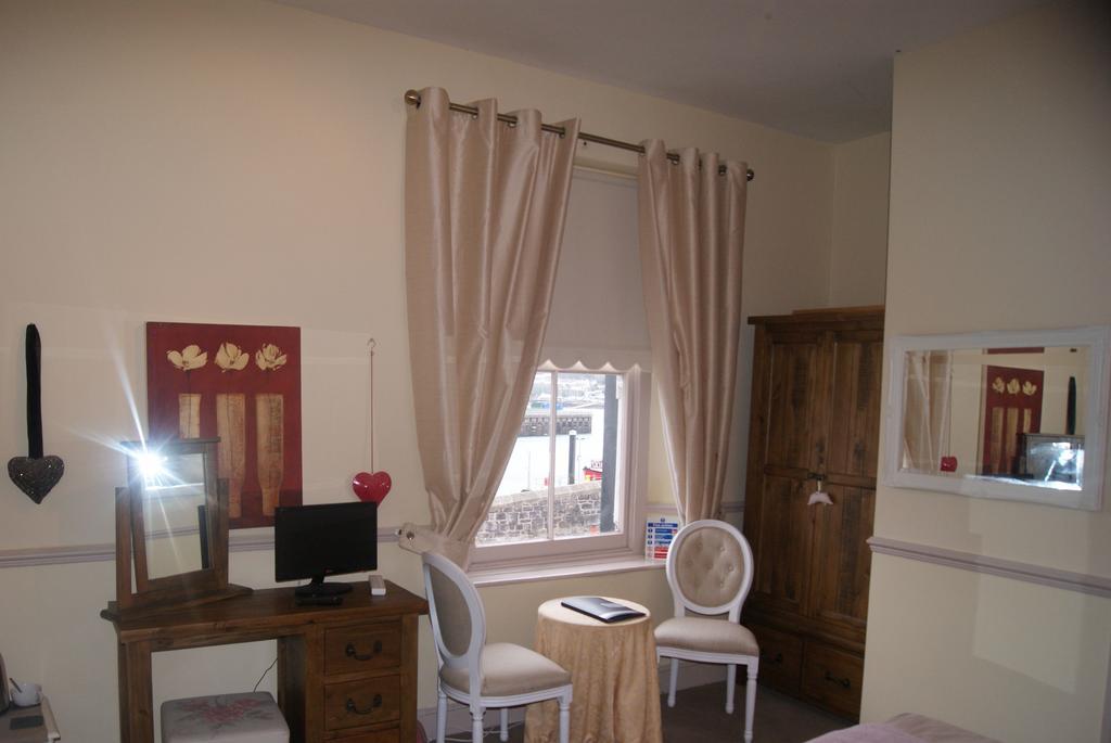 Admiral Macbride Bed & Breakfast Plymouth Phòng bức ảnh